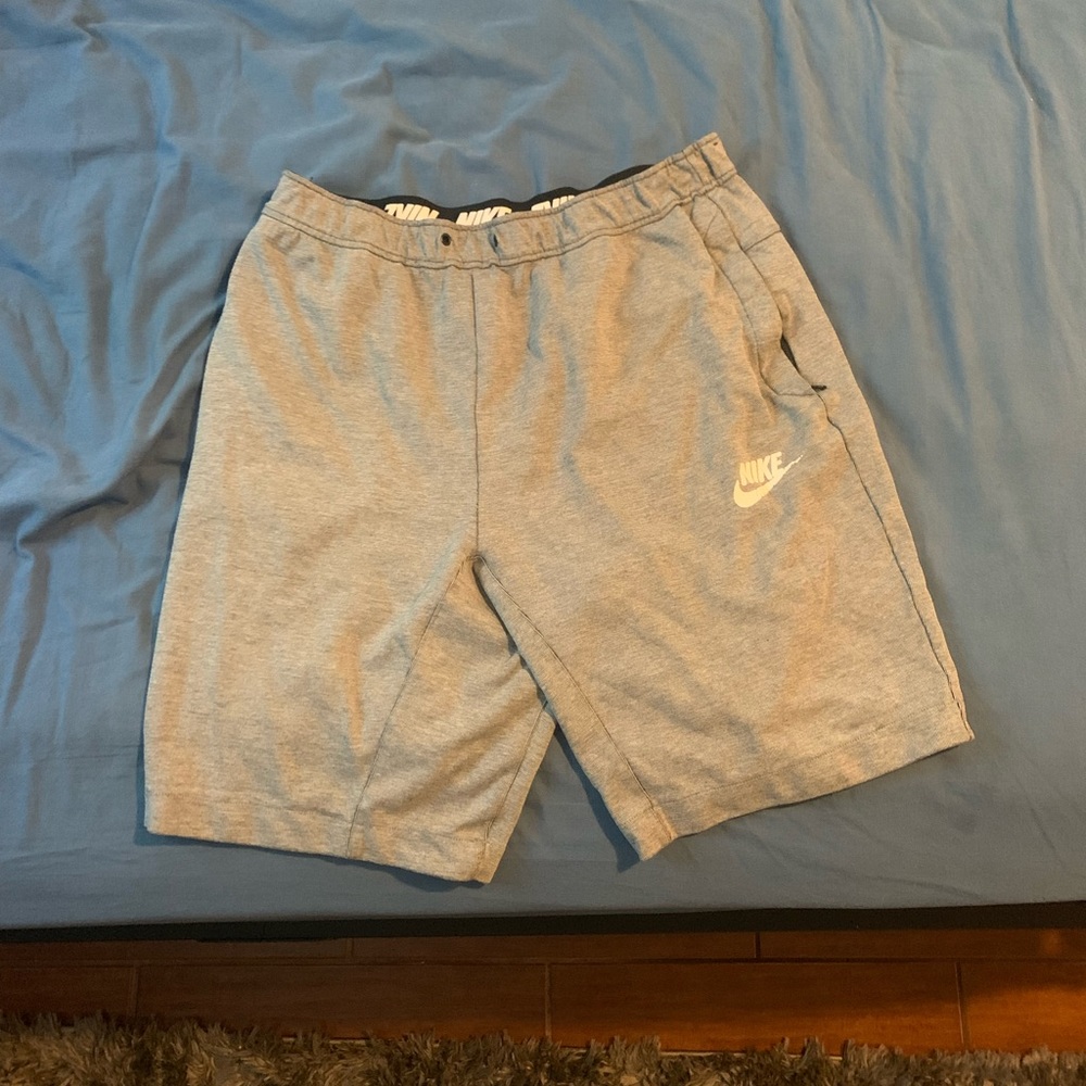 DARK GREY NIKE JOGGER SWEAT SHORTS LARGE